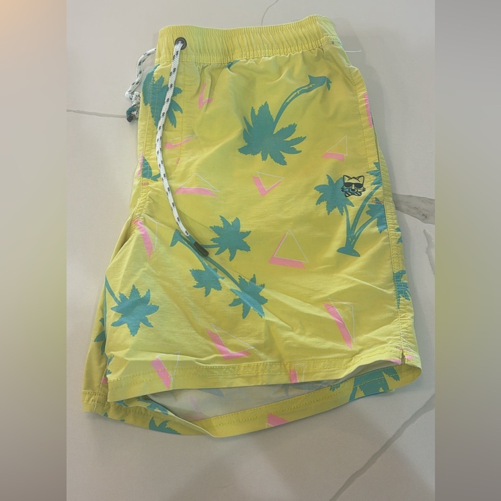 Nordstrom Party Pants Men’s Swim trunks
Size Large